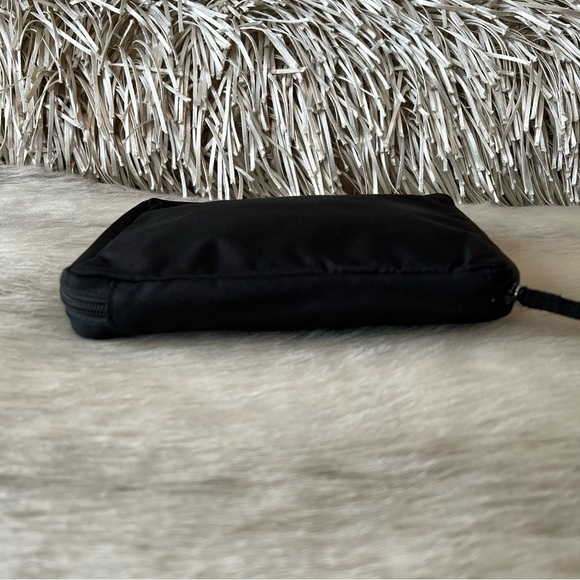 VERA BRADLEY Portable Black Zip Wristlet Baby Changing Pad Wipe Diaper Holder - Picture 11 of 15